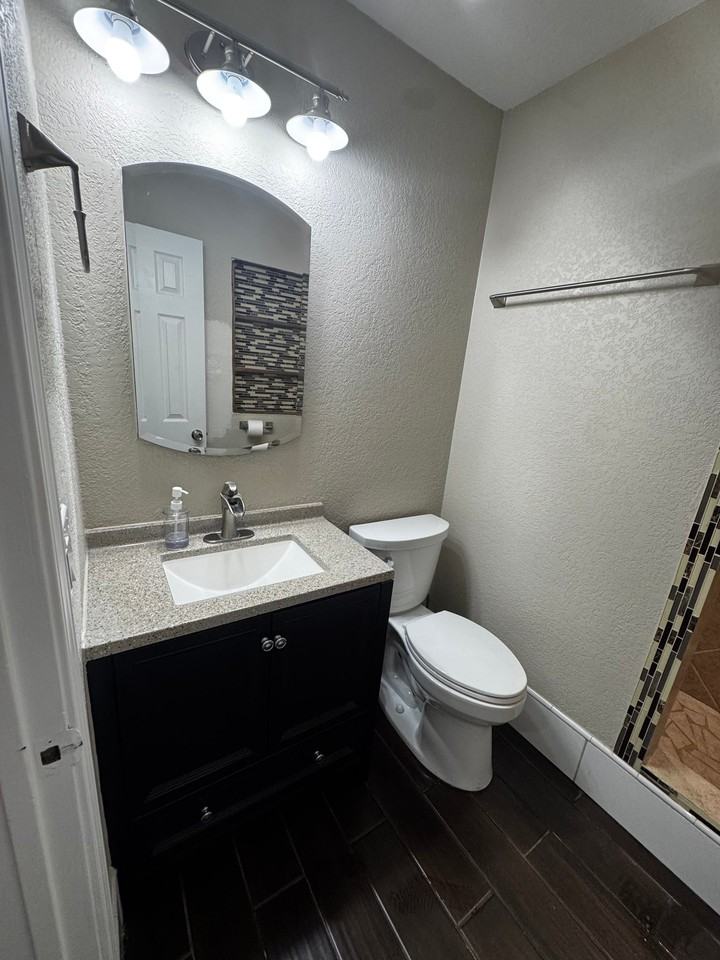 3439 Twining Dr - Photo 4 of 9