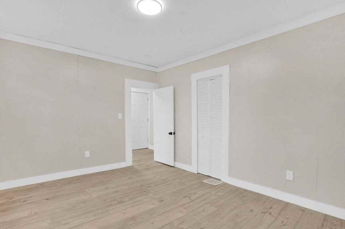 14 Adams St #1 - Photo 4 of 10