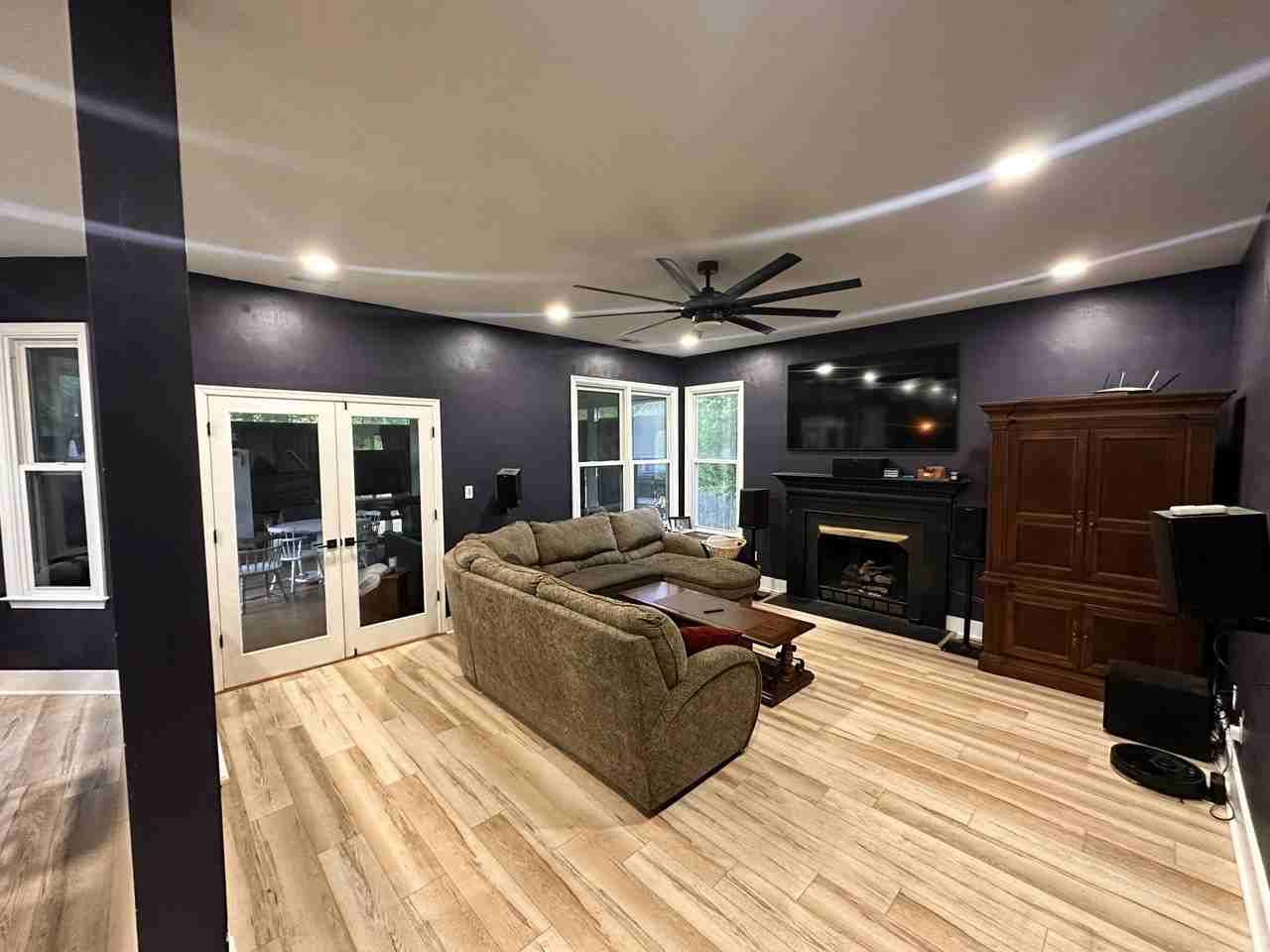 912 New Mill Dr - Photo 2 of 20