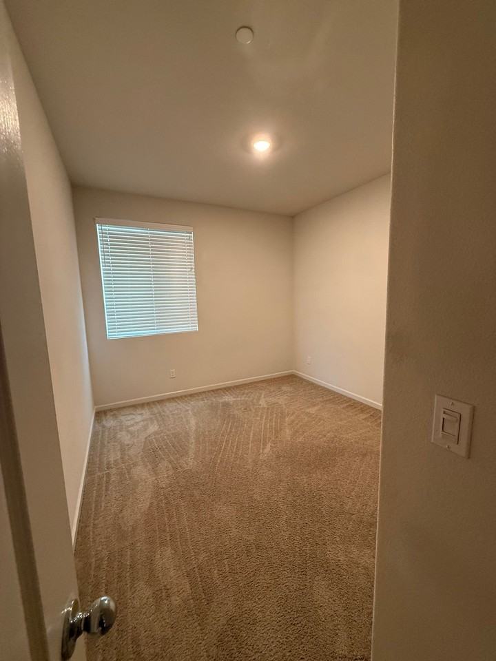 351 Sacramento St - Photo 5 of 19