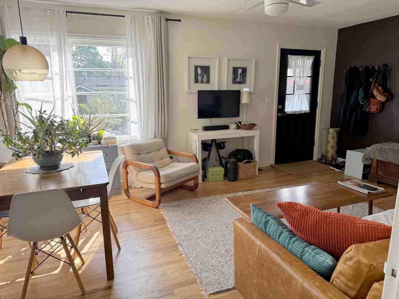 3445 Ne 79th Ave - Photo 3 of 13