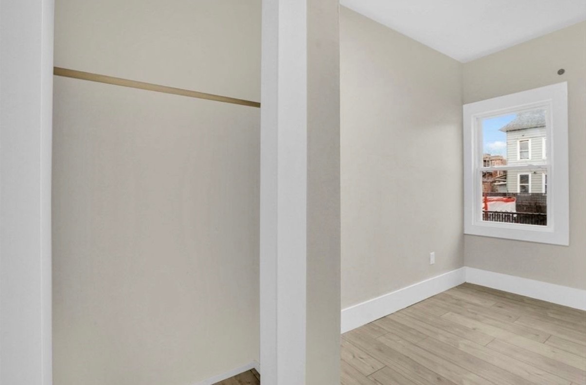 14 Adams St #2 - Photo 3 of 6