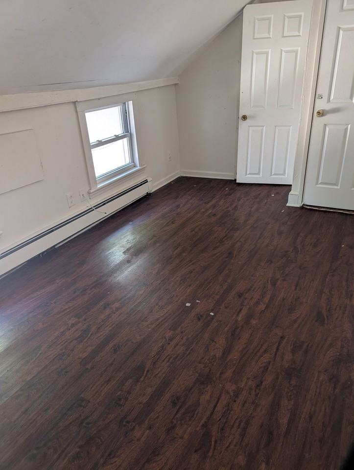 104 Liberty St #2 - Photo 4 of 10