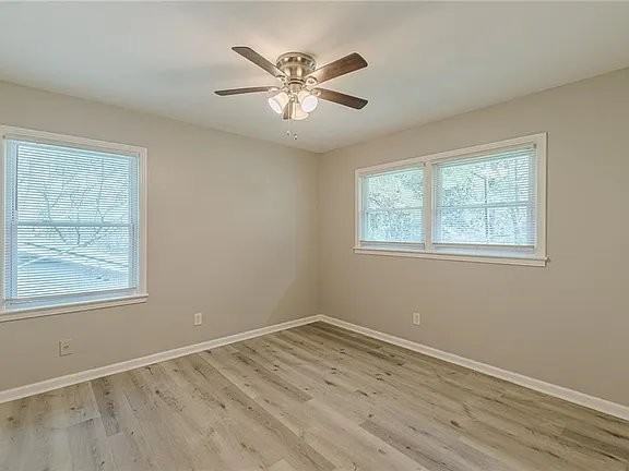 2287 Mulberry St #B - Photo 3 of 7