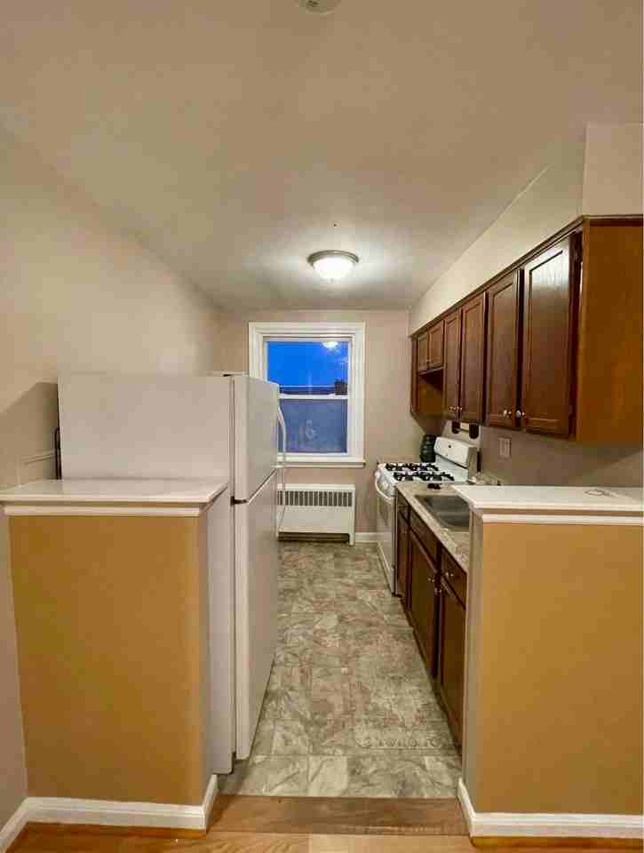 7351 Shisler St - Photo 5 of 15