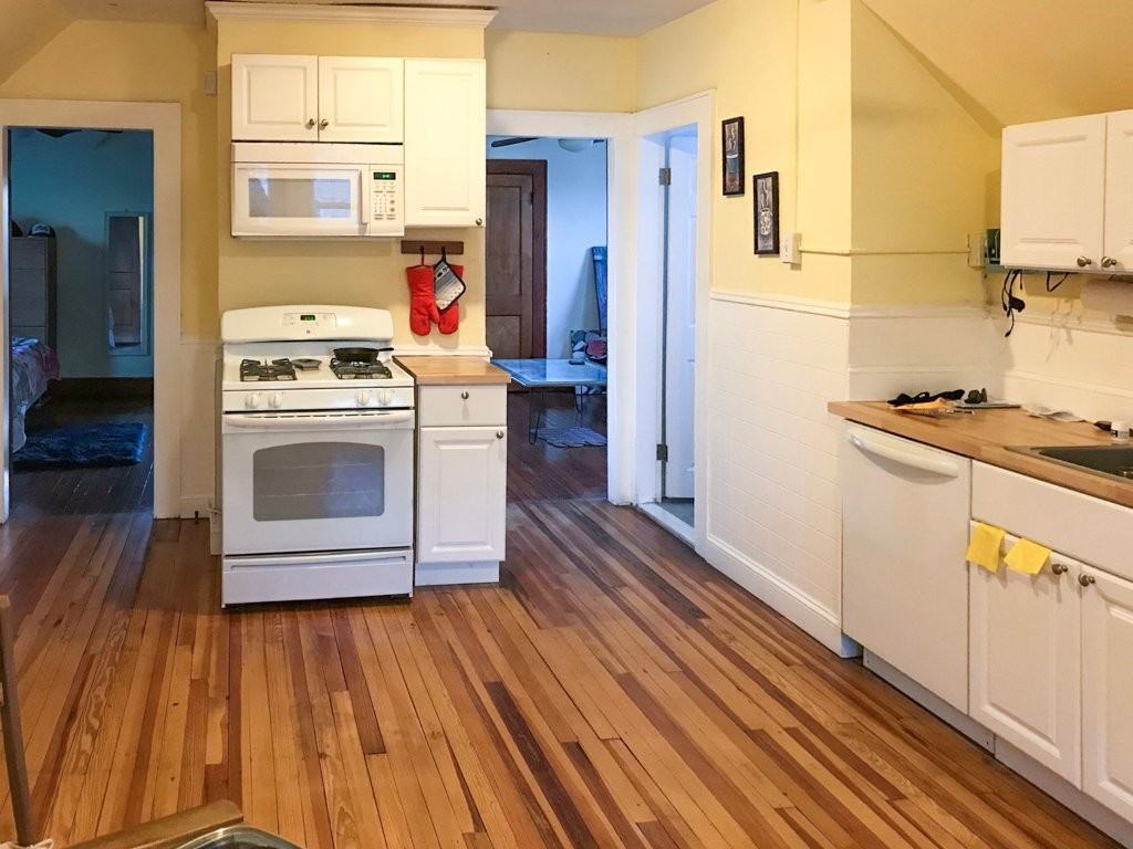 94 Harborview Ave #3 - Photo 2 of 9