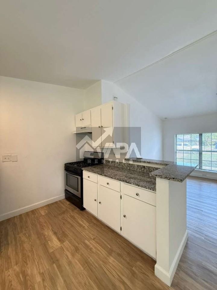 7210 Glen Cross - Photo 5 of 20