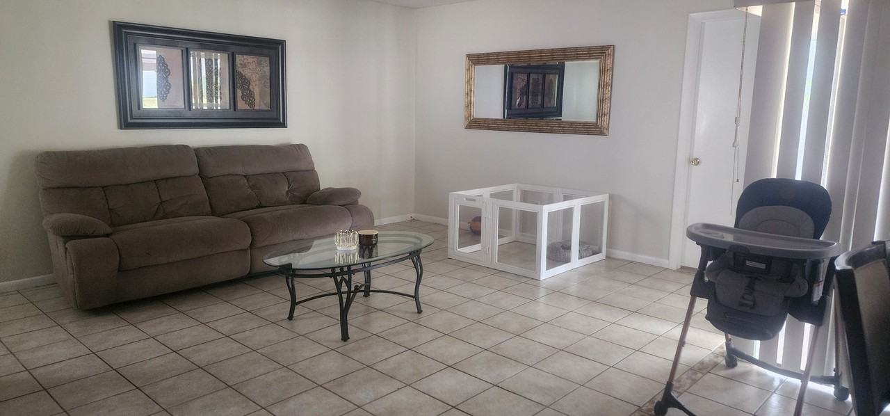 10701 Key Lime Way - Photo 4 of 8