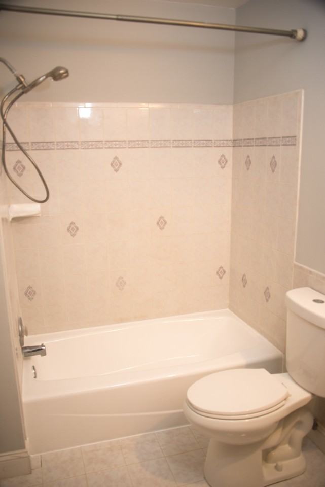 1309 1st St Nw #1 - Photo 6 of 17