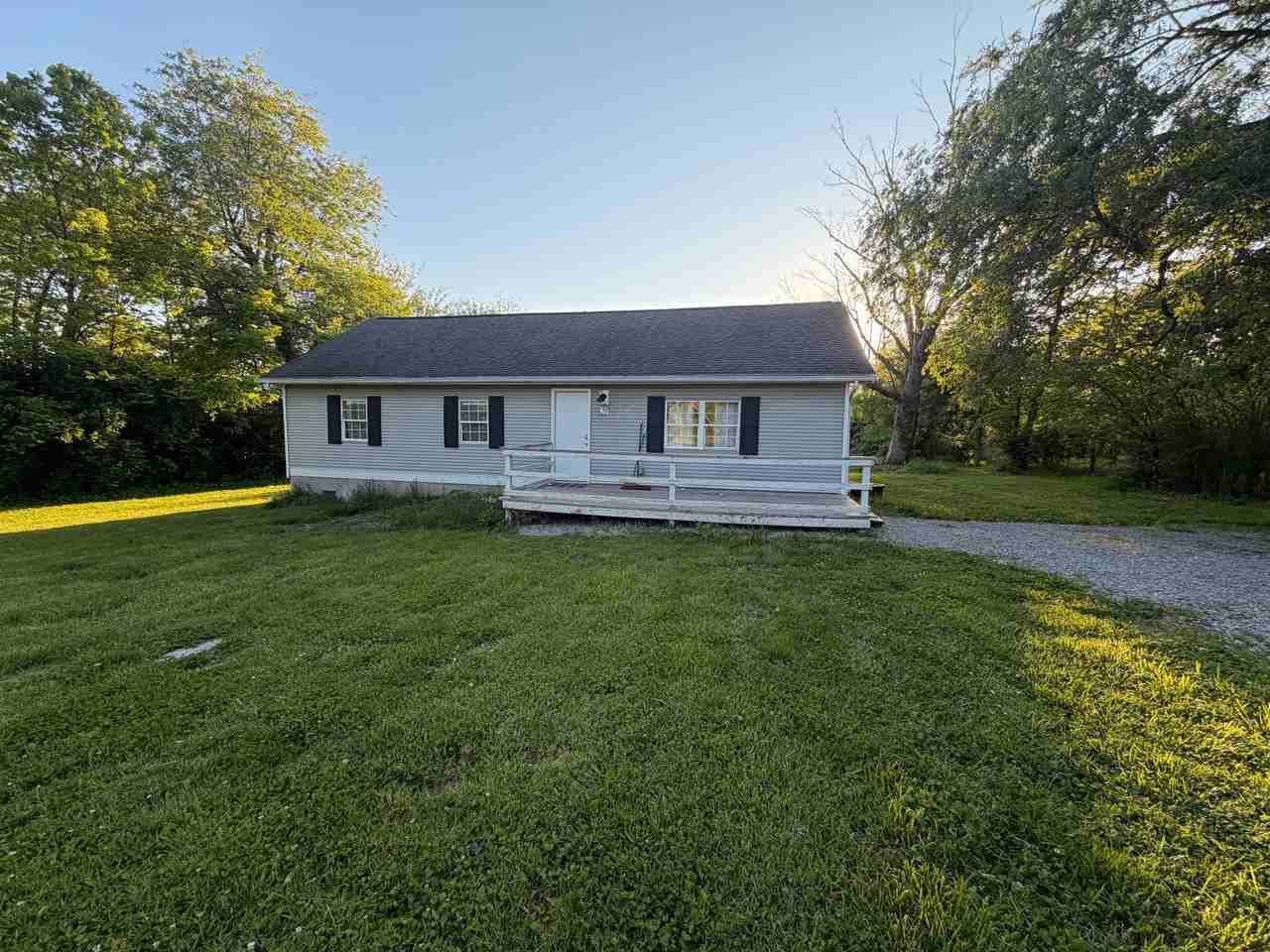 21 High St - Photo 2 of 14