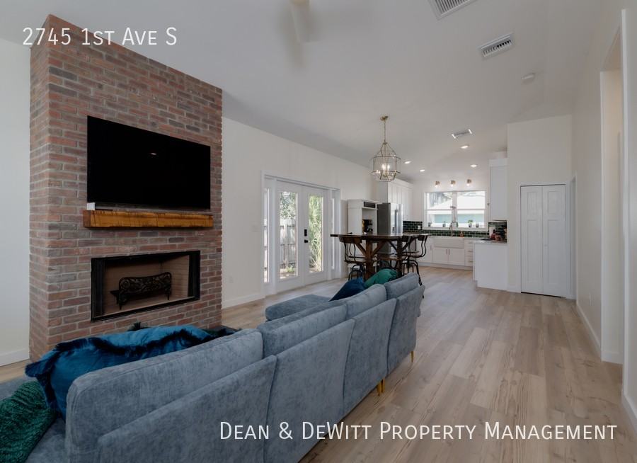 2745 1st Ave S - Photo 3 of 22
