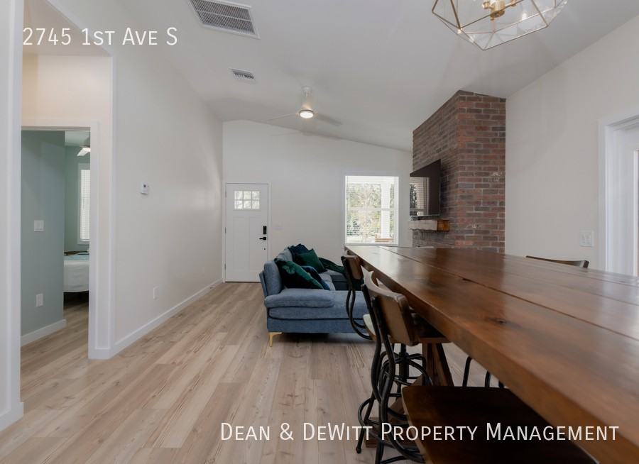2745 1st Ave S - Photo 5 of 22