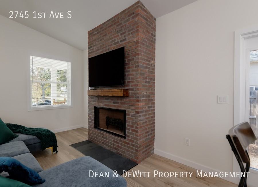 2745 1st Ave S - Photo 6 of 22