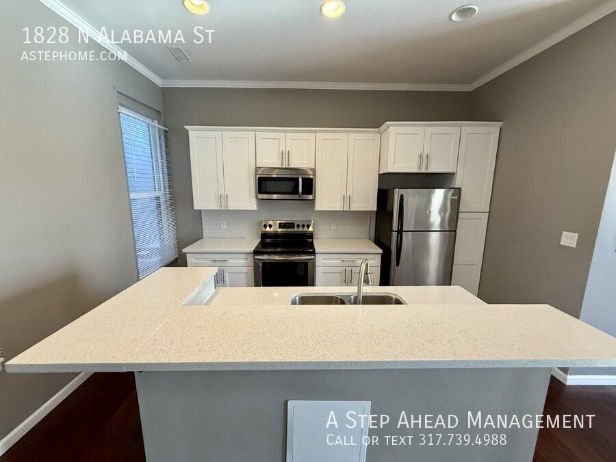 1828 N Alabama St - Photo 6 of 21