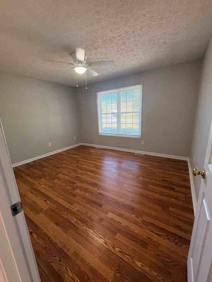 515 Golfview Way - Photo 7 of 15