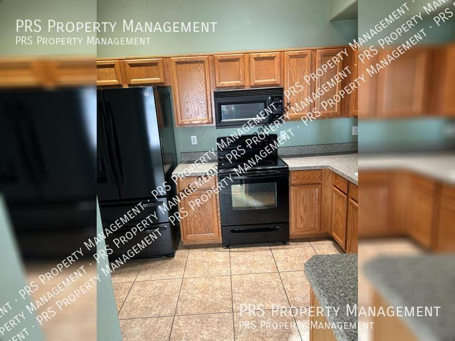 718 W Constitution Dr - Photo 7 of 28