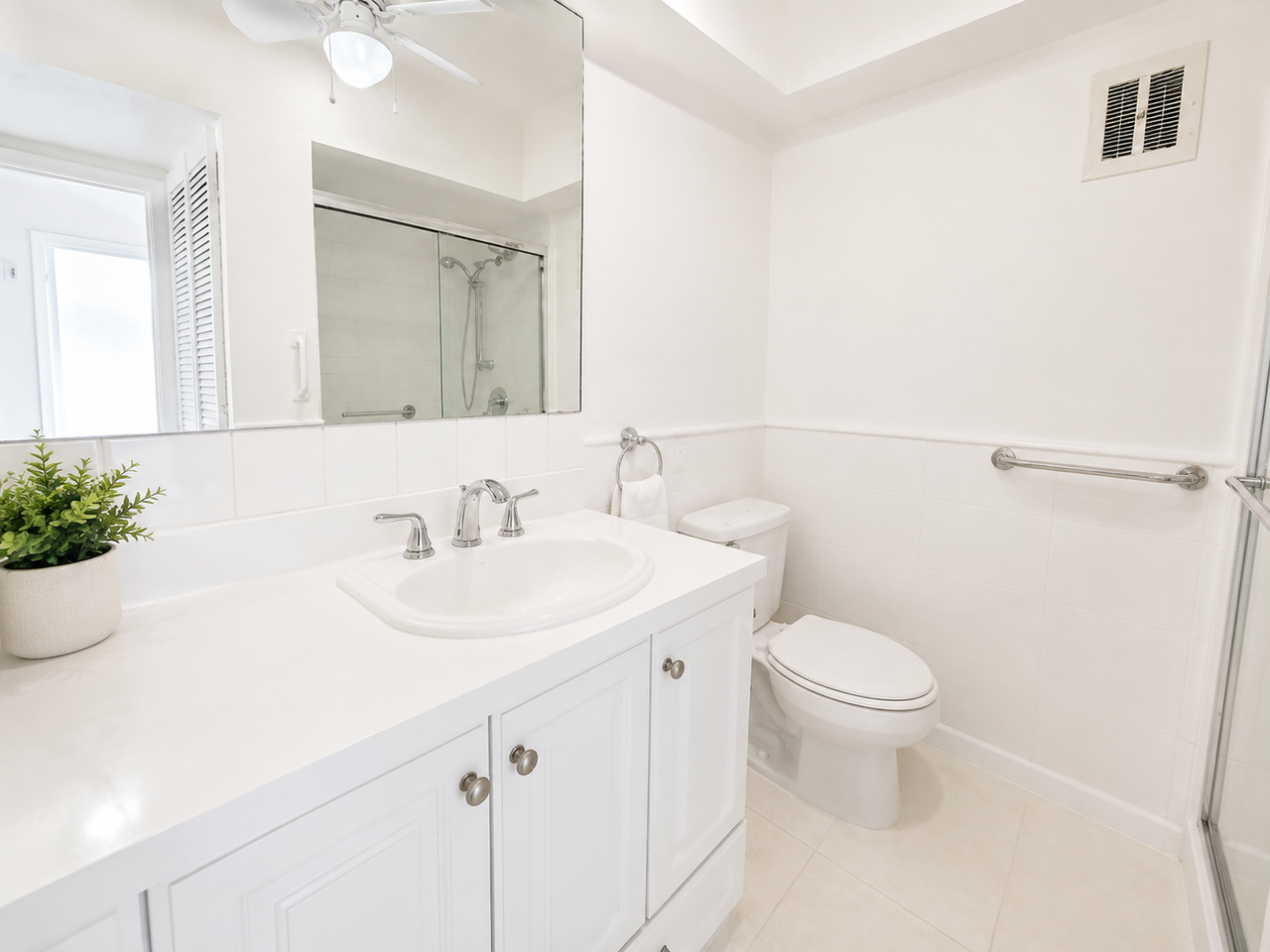 331 331 Tequesta Drive 221 - 331 Tequesta Drive 221 - Photo 4 of 8