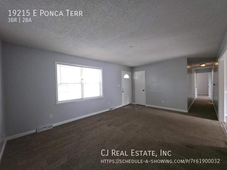 19215 E Ponca Ter - Photo 2 of 11