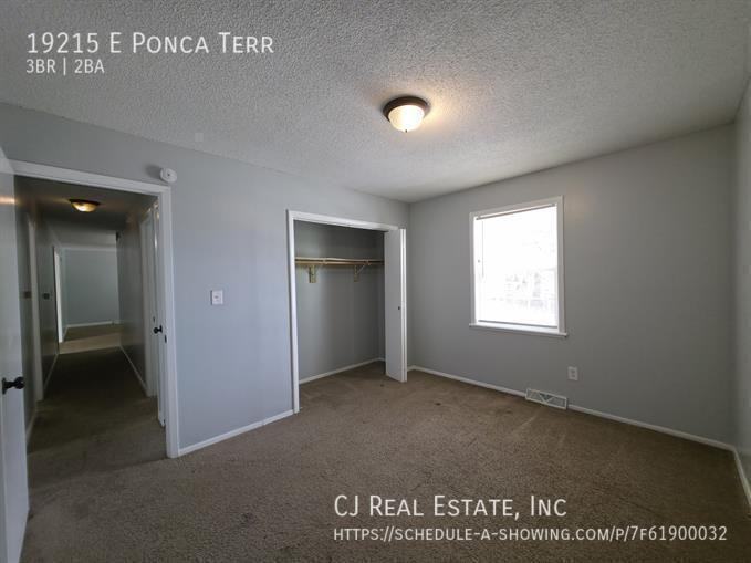 19215 E Ponca Ter - Photo 4 of 11