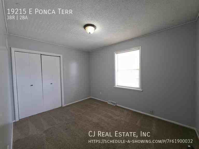 19215 E Ponca Ter - Photo 5 of 11