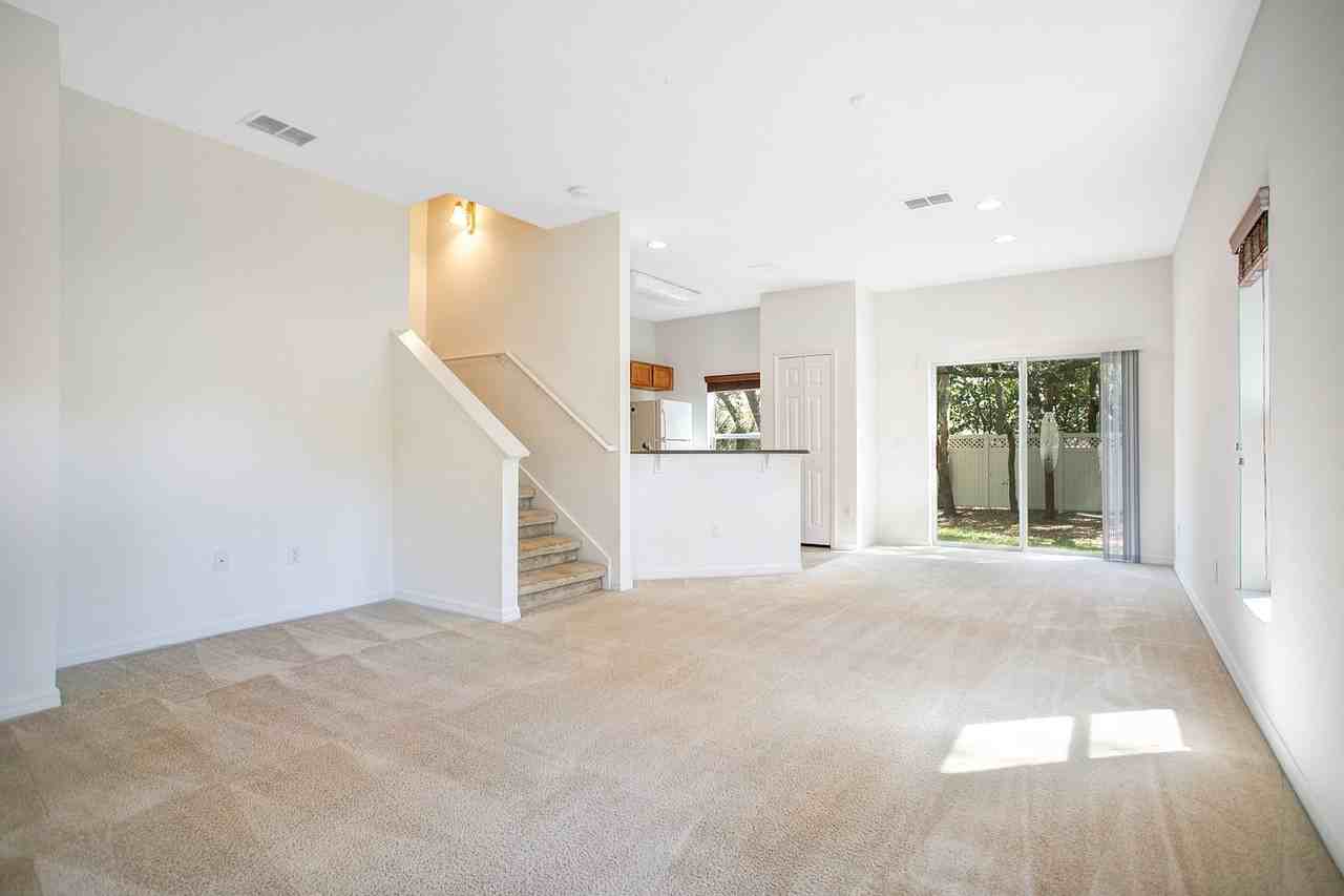2401 Harleyford Pl - Photo 2 of 15