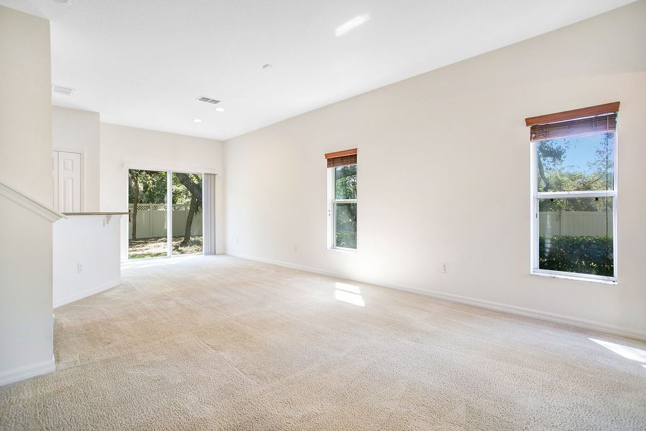 2401 Harleyford Pl - Photo 3 of 15
