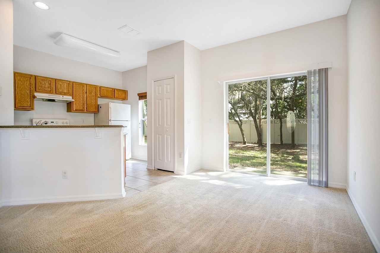 2401 Harleyford Pl - Photo 5 of 15