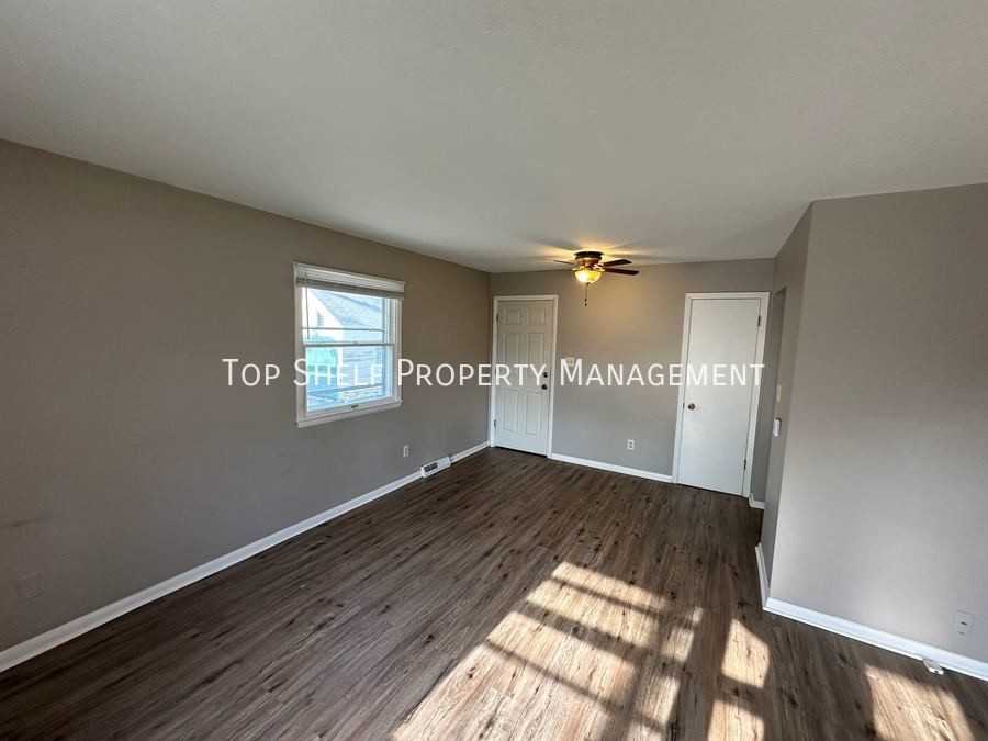 3810 Sw 12th St #2 - Photo 3 of 10