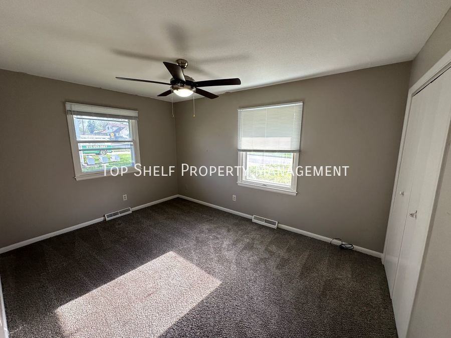 3810 Sw 12th St #2 - Photo 6 of 10