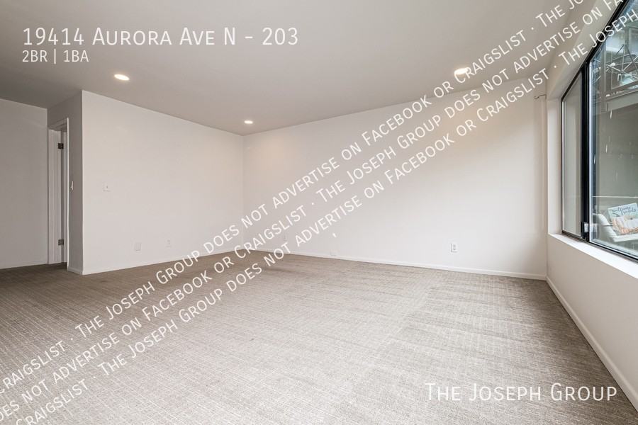 19414 Aurora Ave N #203 - Photo 4 of 26