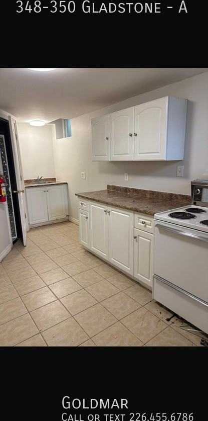 350 348-350 Gladstone #A - Photo 4 of 6