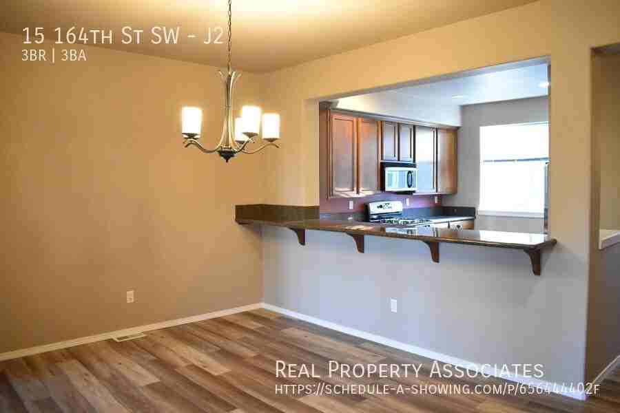 15 164th St Sw #J2 - Photo 4 of 25