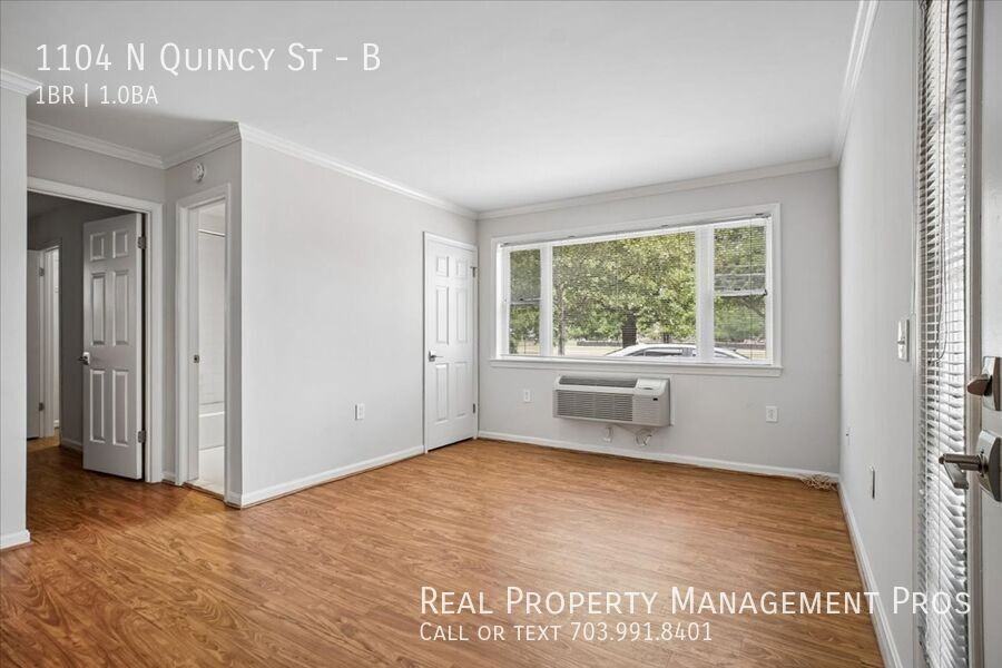 1104 N Quincy St #B - Photo 5 of 19