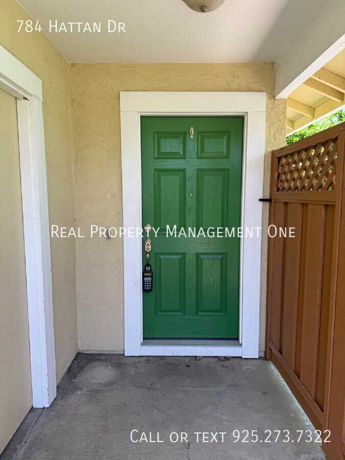 784 Hattan Dr - Photo 2 of 24