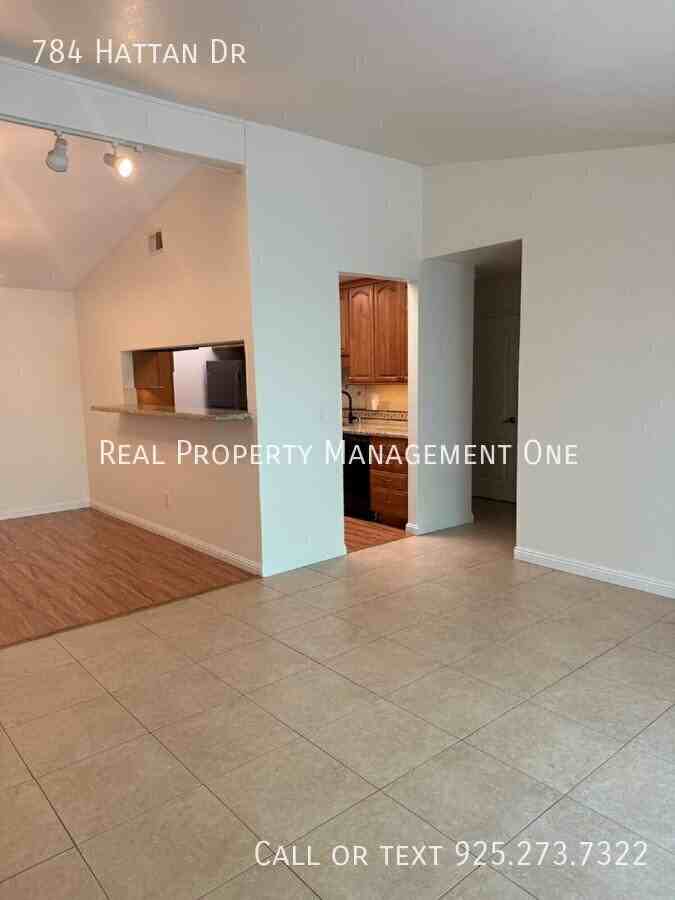 784 Hattan Dr - Photo 3 of 24