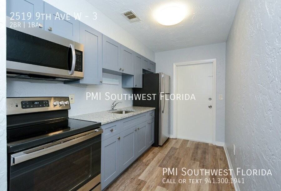 2519 9th Ave W #3 - Photo 3 of 18