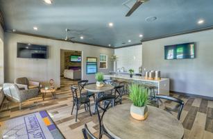 featured image of 2200 1st St