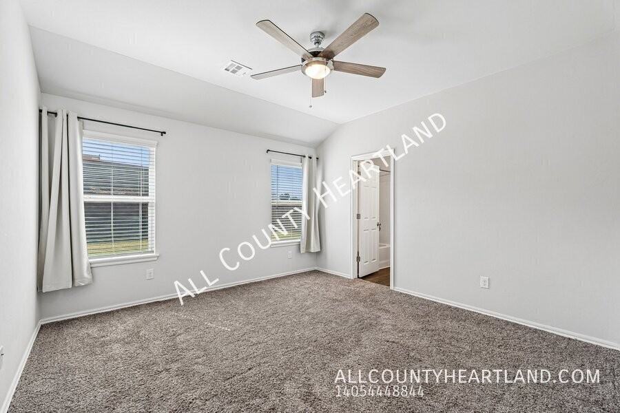 933 S Blackjack Ln - Photo 7 of 12