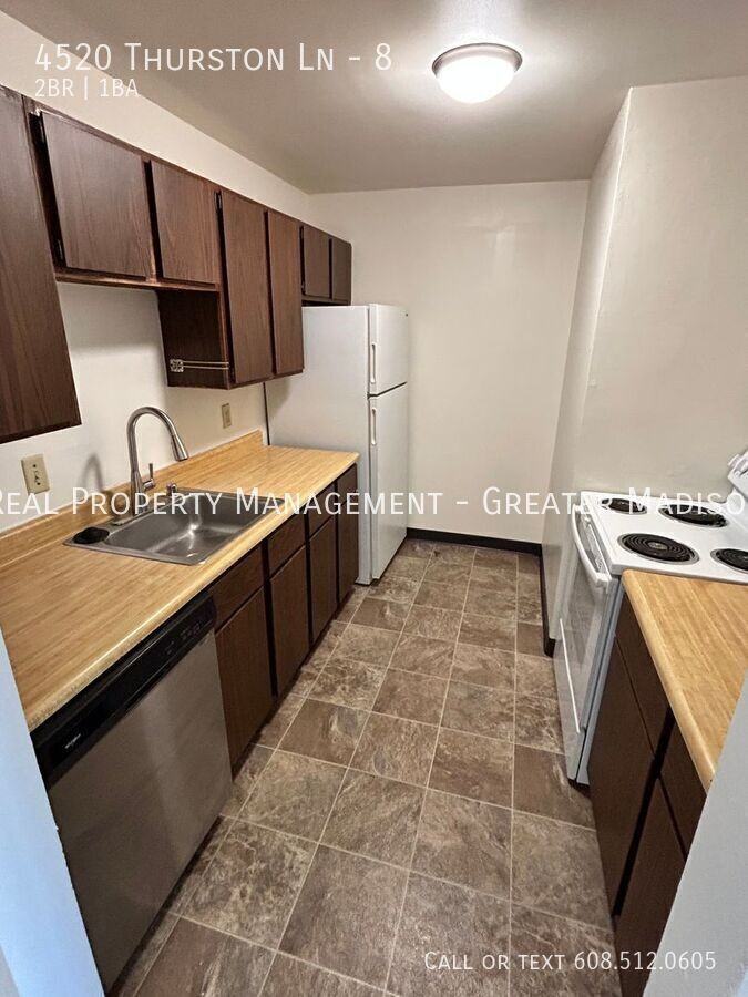4520 Thurston Ln #8 - Photo 6 of 11