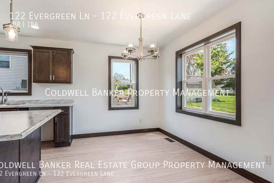 122 Evergreen Ln - Photo 7 of 33