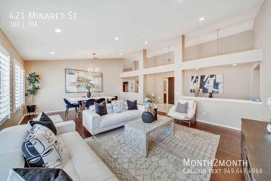 421 Minaret St - Photo 4 of 50