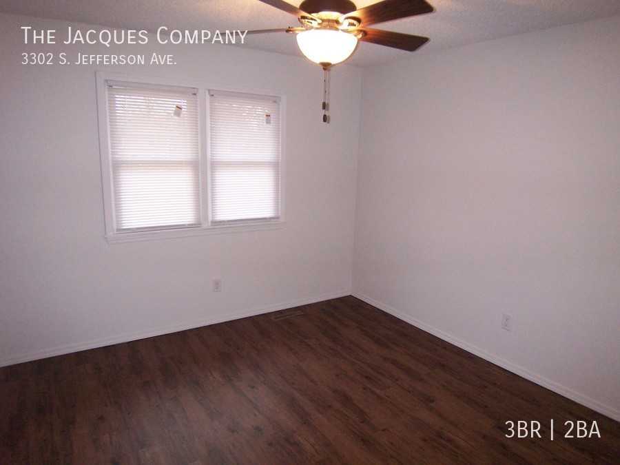 3302 S Jefferson Ave - Photo 3 of 13