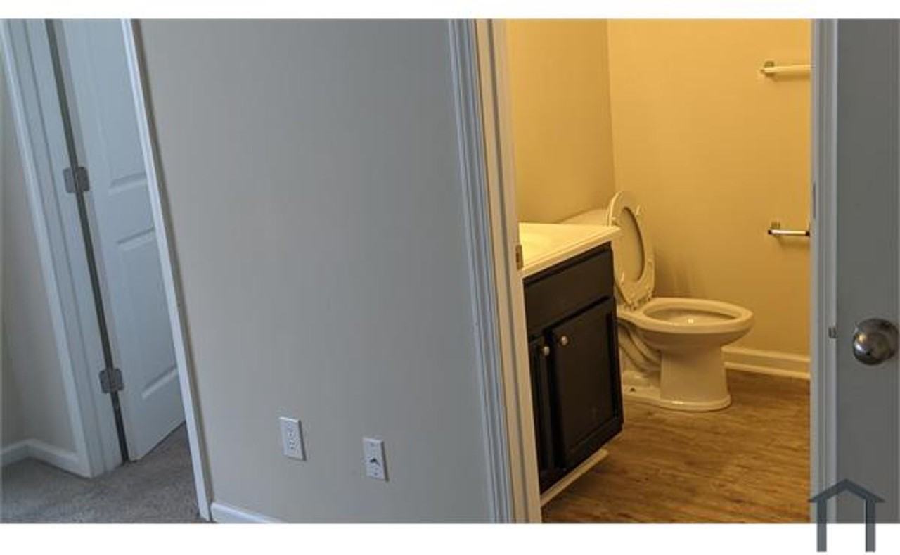 5229 Woodbrier St - Photo 3 of 7