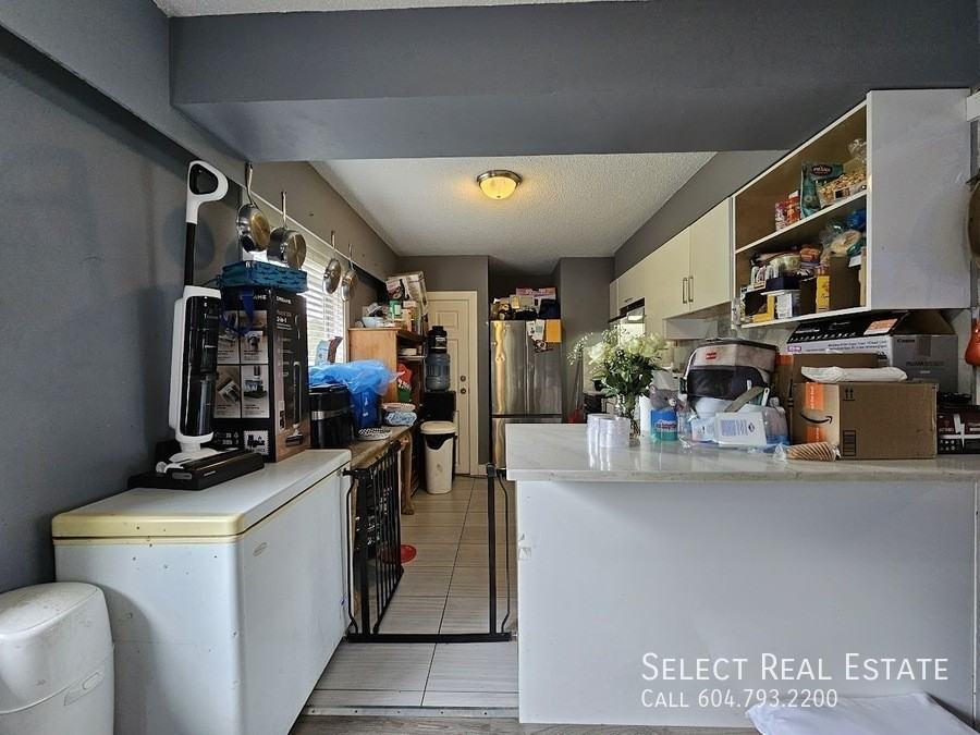 8565 Norman Cres #A - Photo 7 of 28