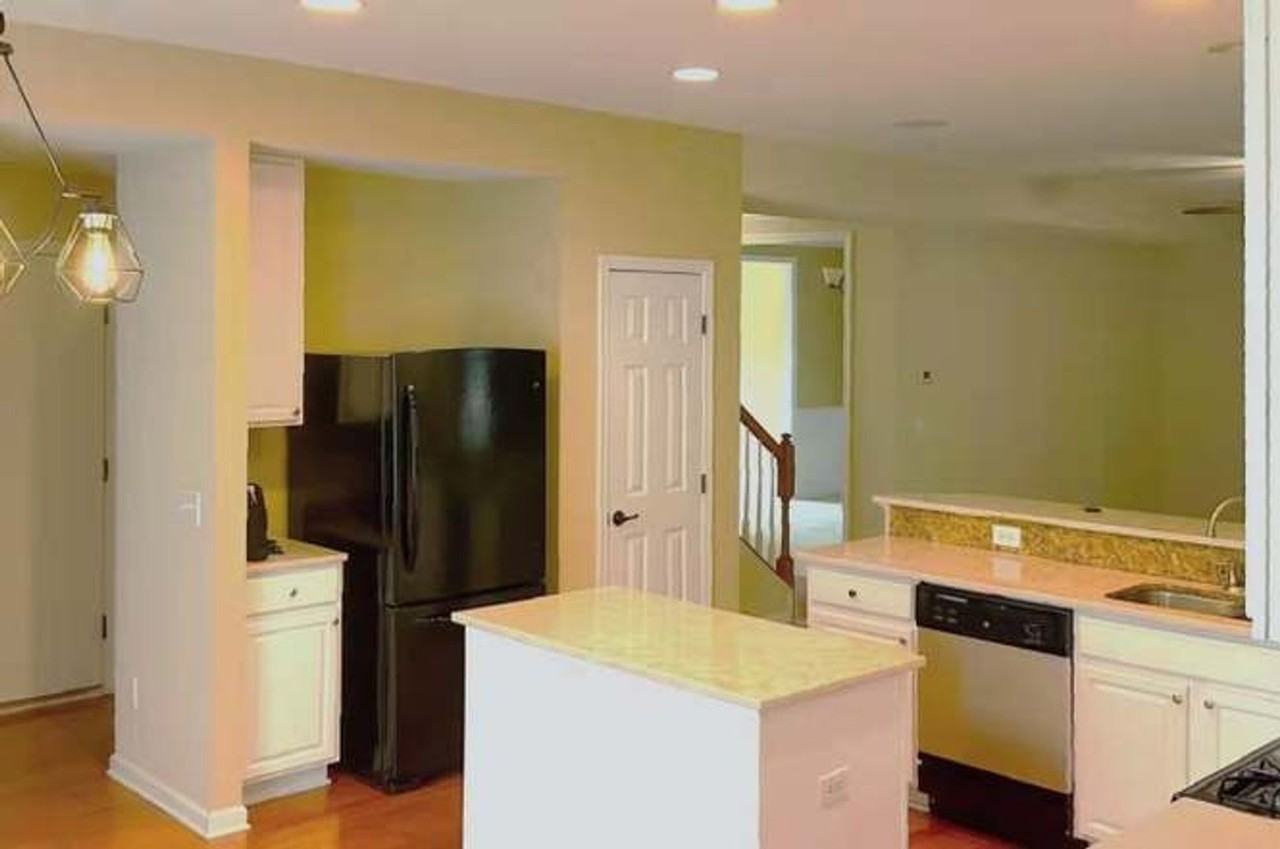 809 Redden Row - Photo 4 of 5