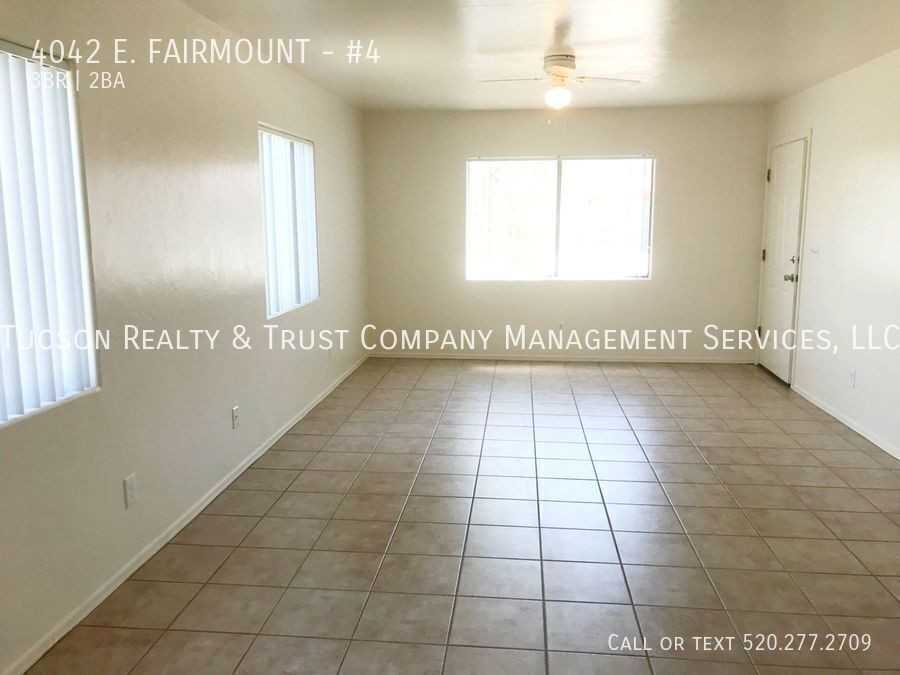 4042 E Fairmount St #4 - Photo 3 of 19