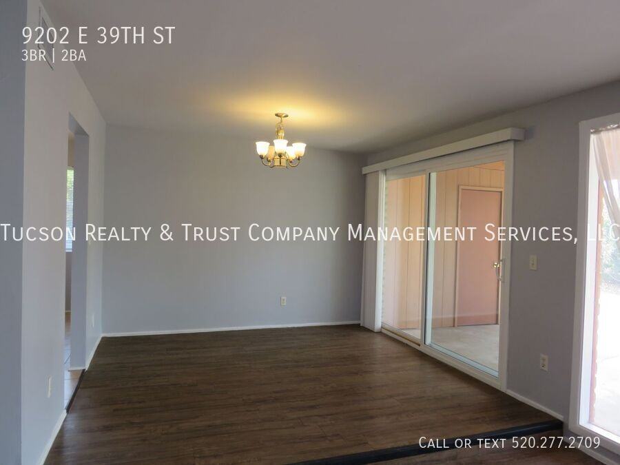 9202 E 39th St - Photo 6 of 29