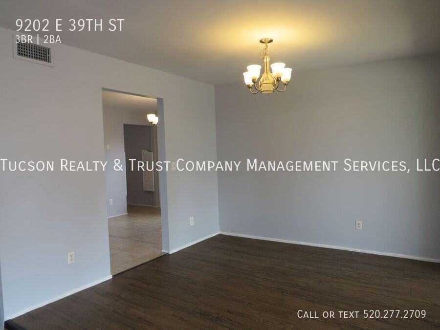 9202 E 39th St - Photo 7 of 29