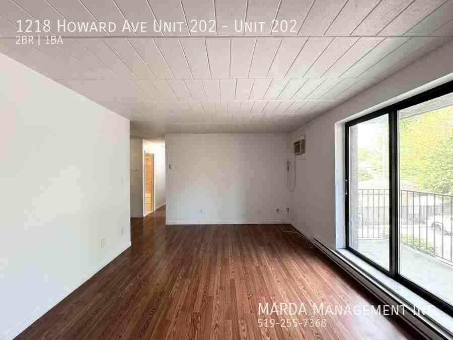 1218 Howard Ave Unit 202 #202 - Photo 5 of 38