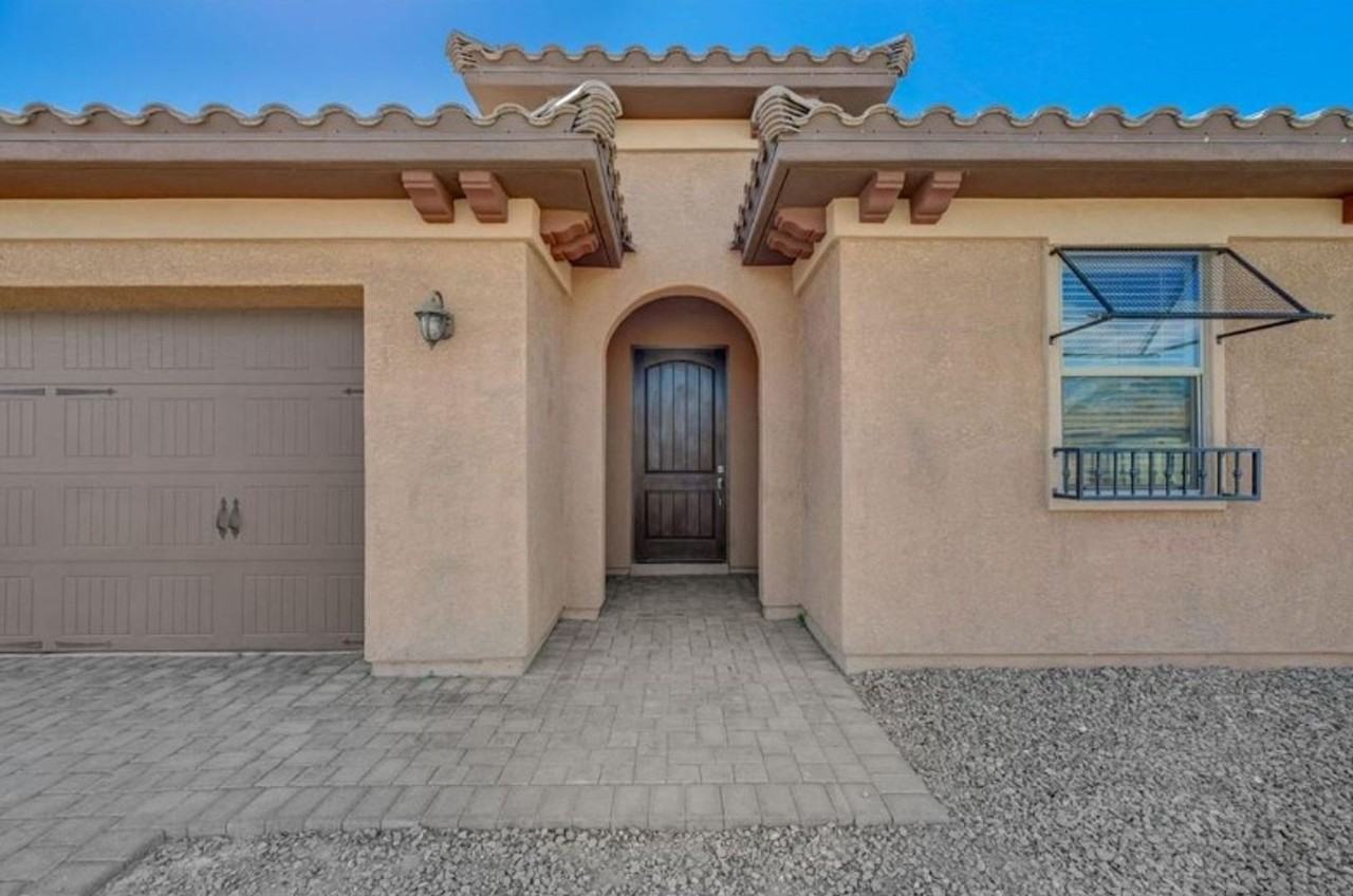 1025 Viale Placenza Pl - Photo 2 of 50